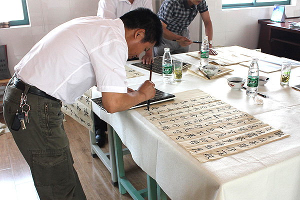 中國人民大學(xué)、北京師范大學(xué)王學(xué)嶺書法工作室在安邦集團(tuán)面授會(huì)(圖3)