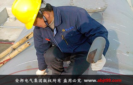 江蘇揚州化工工業(yè)園區(qū)液堿儲罐電伴熱保溫